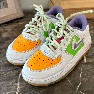 Nike shoes size 13c flaws shown